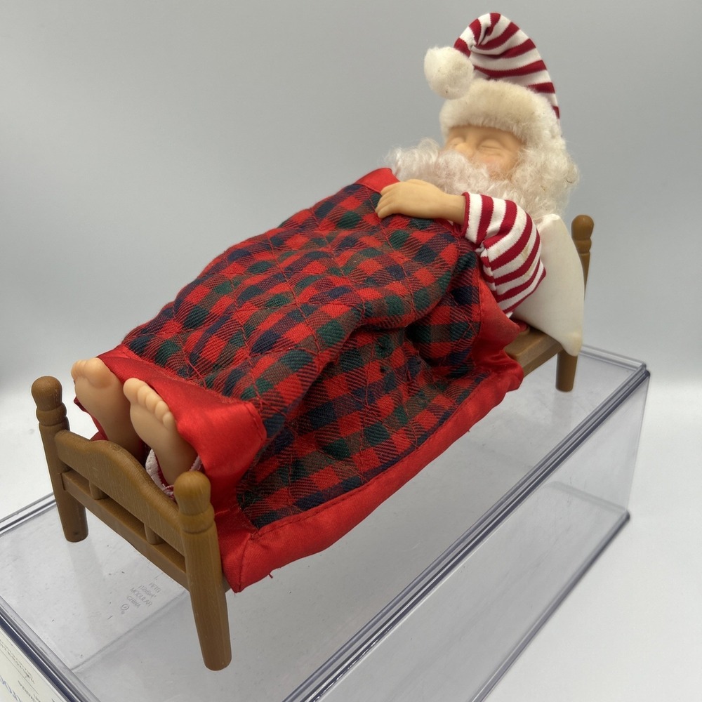 Vintage Snoring Santa In Bed Christmas Red Green Plaid Blanket Snoring Works